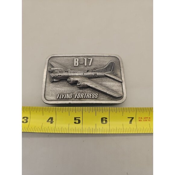 1980 BOEING B-17 FLYING FORTRESS BELT BUCKLE EUC - Picture 1 of 4
